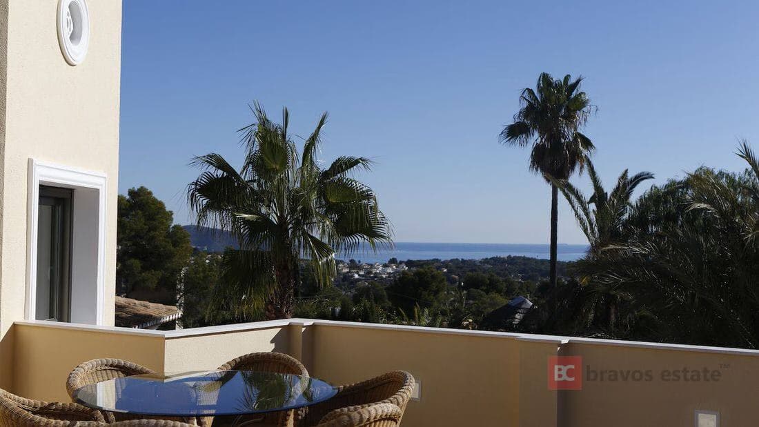 Villa De Lujo de 4 Dormitorios en Benissa - 2