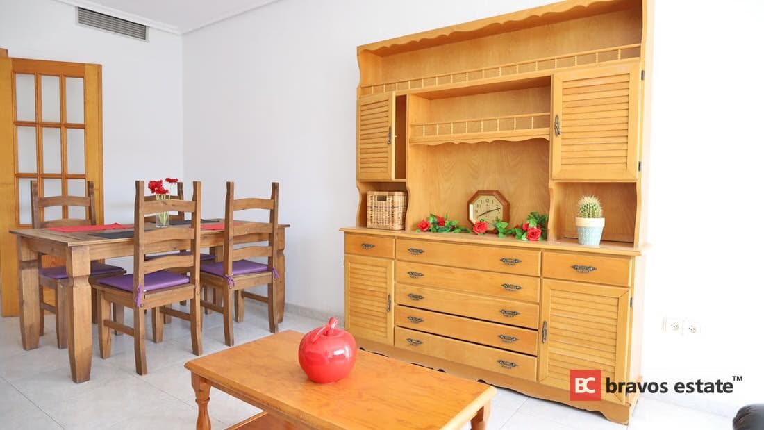 Seafront 3-Bedroom Apartment in El Campello - 4