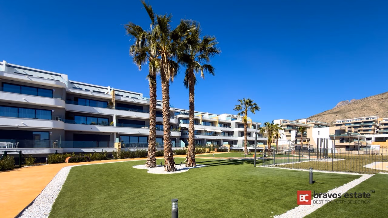 Современные апартаменты, 2 спальни в Финестрате 1