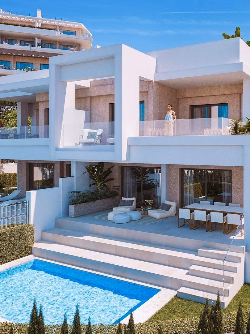 Luxury Apartments, Penthouses and Villas in Estepona
