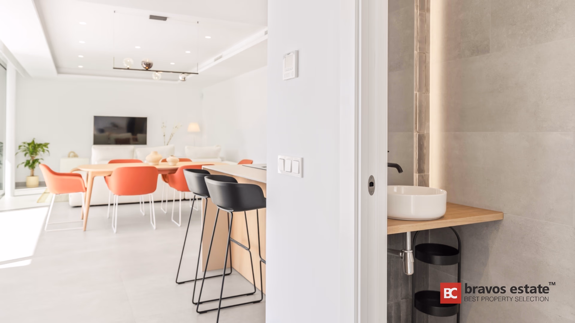 Villa de Obra Nueva de 4 Dormitorios con Vistas al Mar en Cumbre del Sol - 6