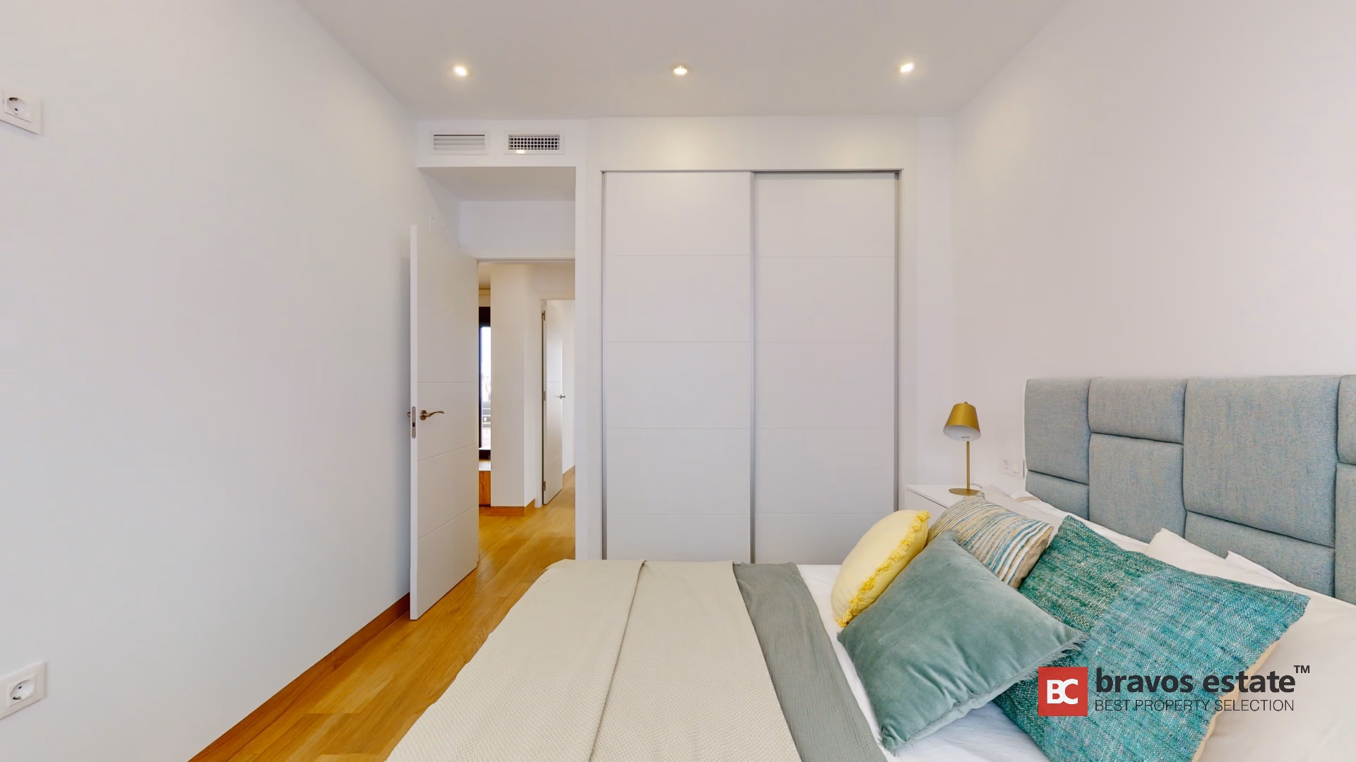 Ruime bungalow met 2 slaapkamers in Torrevieja - 17