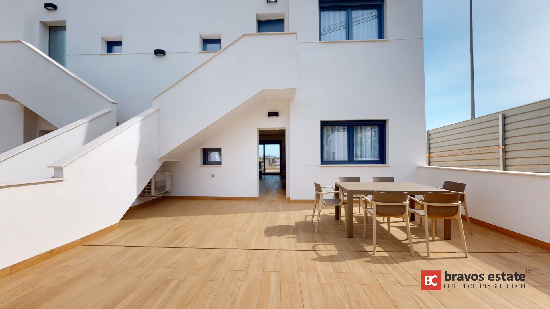 Ruime bungalow met 2 slaapkamers in Torrevieja - 25