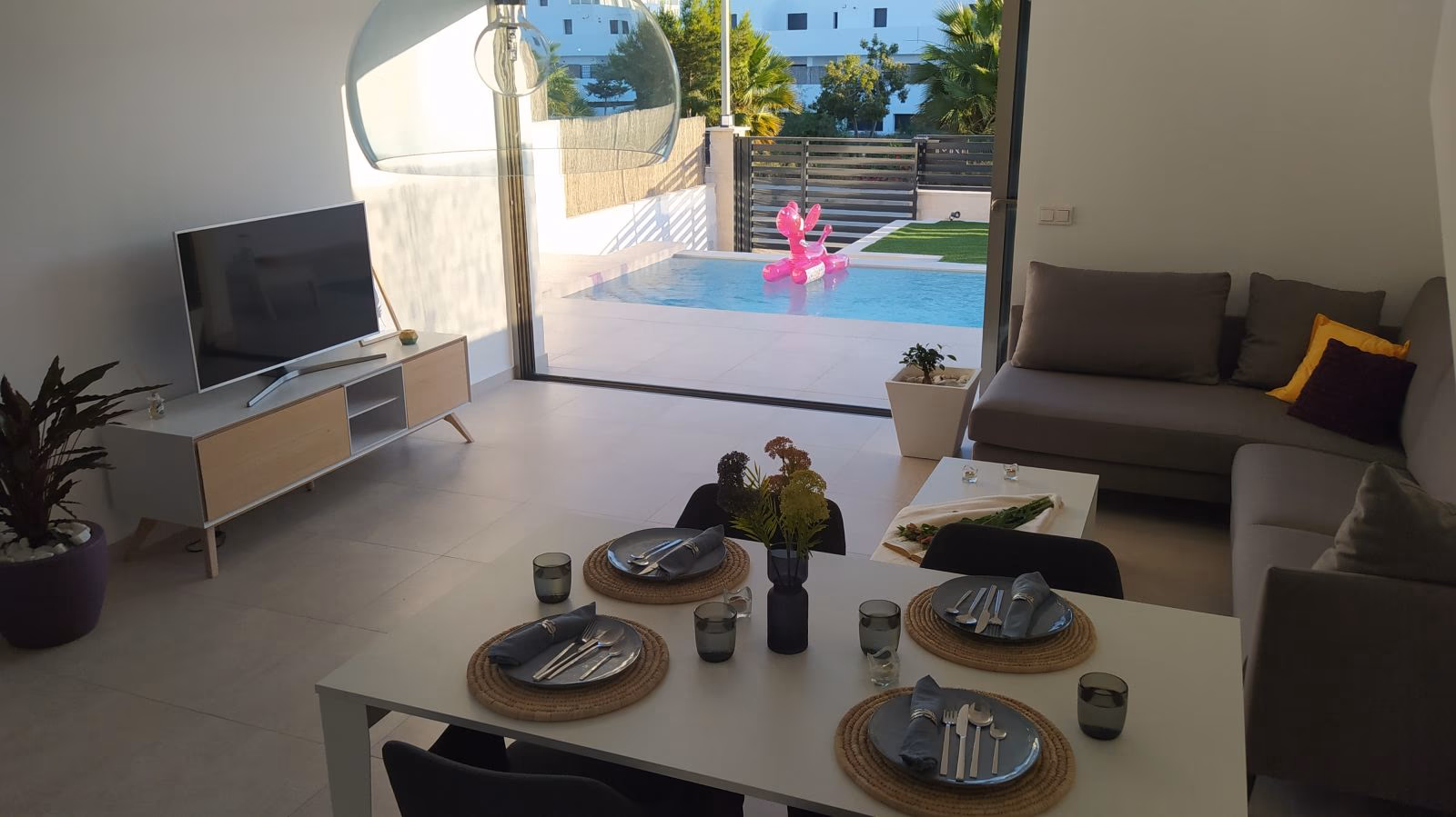 Villamartín Paradise IV — 3-Bedroom Villas in Villamartín, Costa Blanca - 3