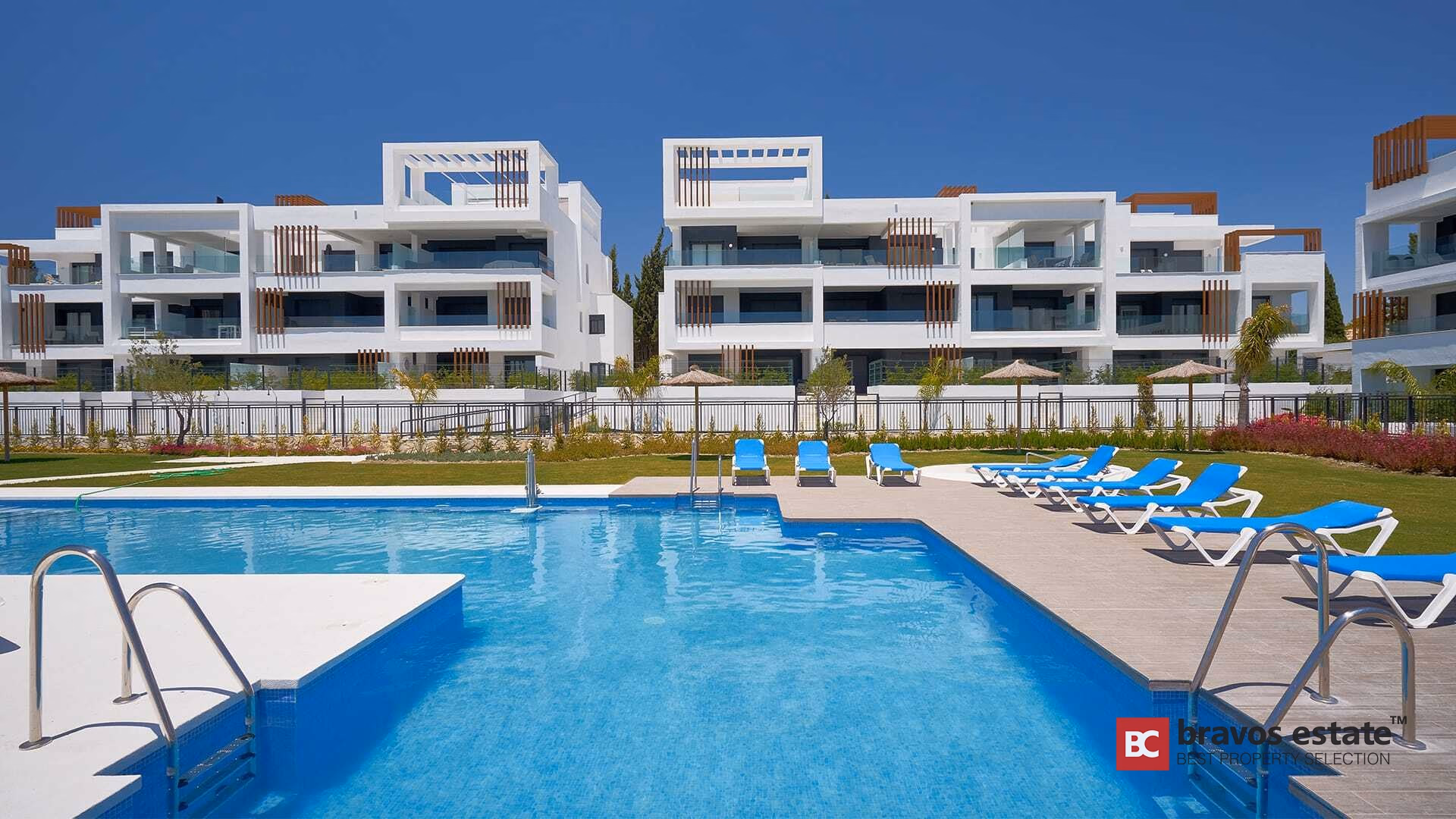 Miradores del Sol — Neubau-Apartments in Estepona, Costa del Sol 1