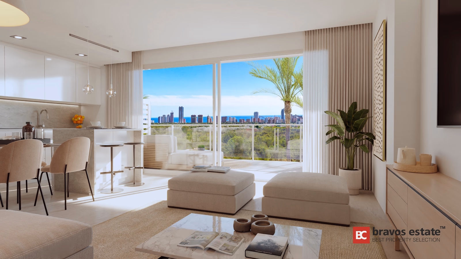 Modernes Wohn- und Esszimmer in Salamandra mit Glasschiebetüren zur Terrasse und Meerblick auf Benidorm