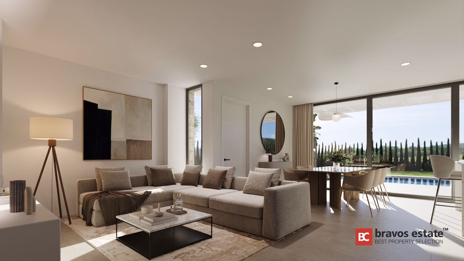 Offener Wohn- und Essbereich in Aura Finestrat mit Sofa, Esstisch und raumhoher Verglasung mit Blick auf Pool und Zypressengarten