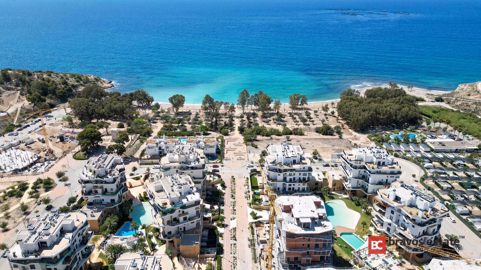 Descubre una Vida de Lujo en Playa del Torres, Villajoyosa