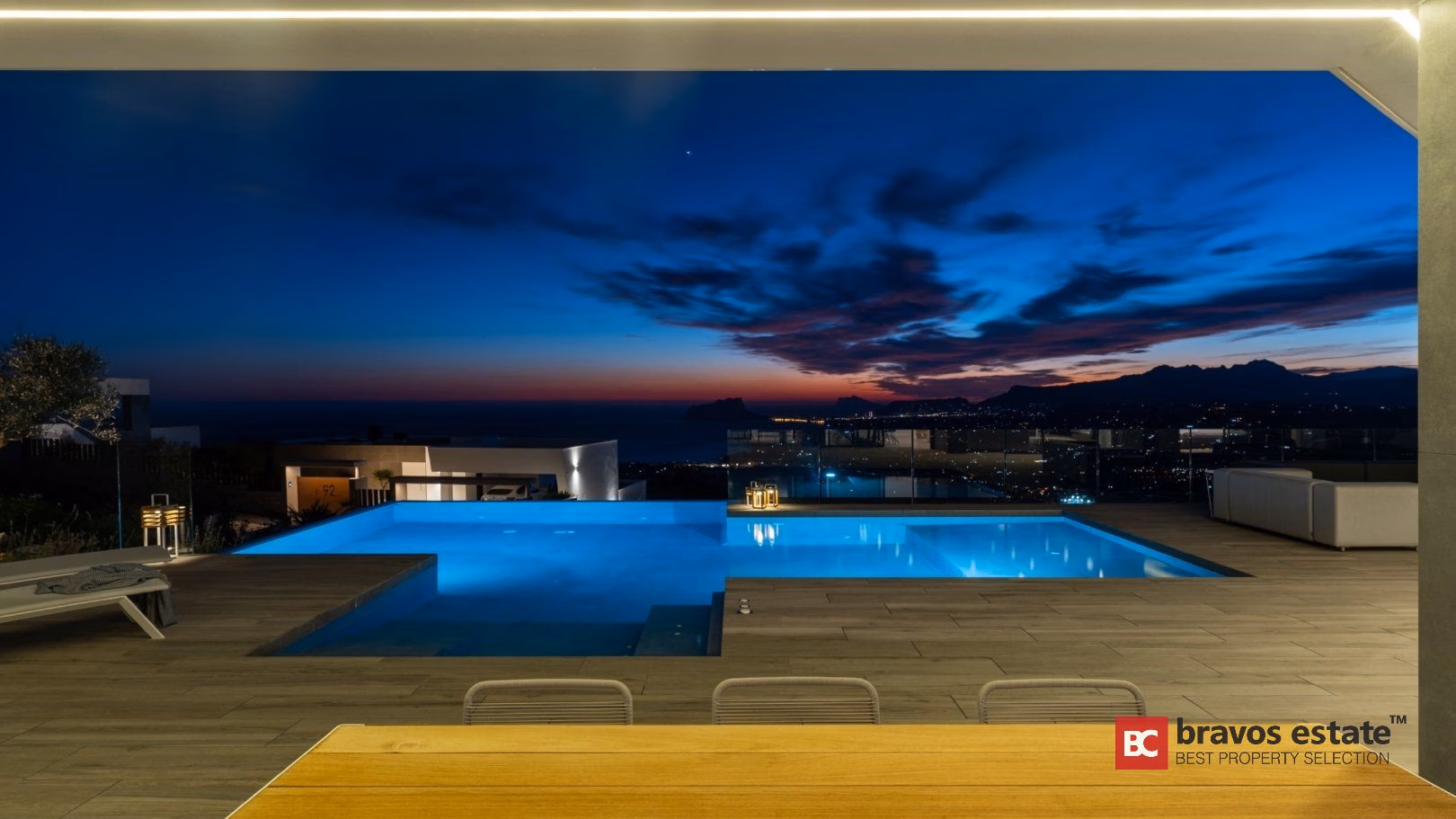 Villa De Lujo de 4 Dormitorios en Cumbre del Sol - 4