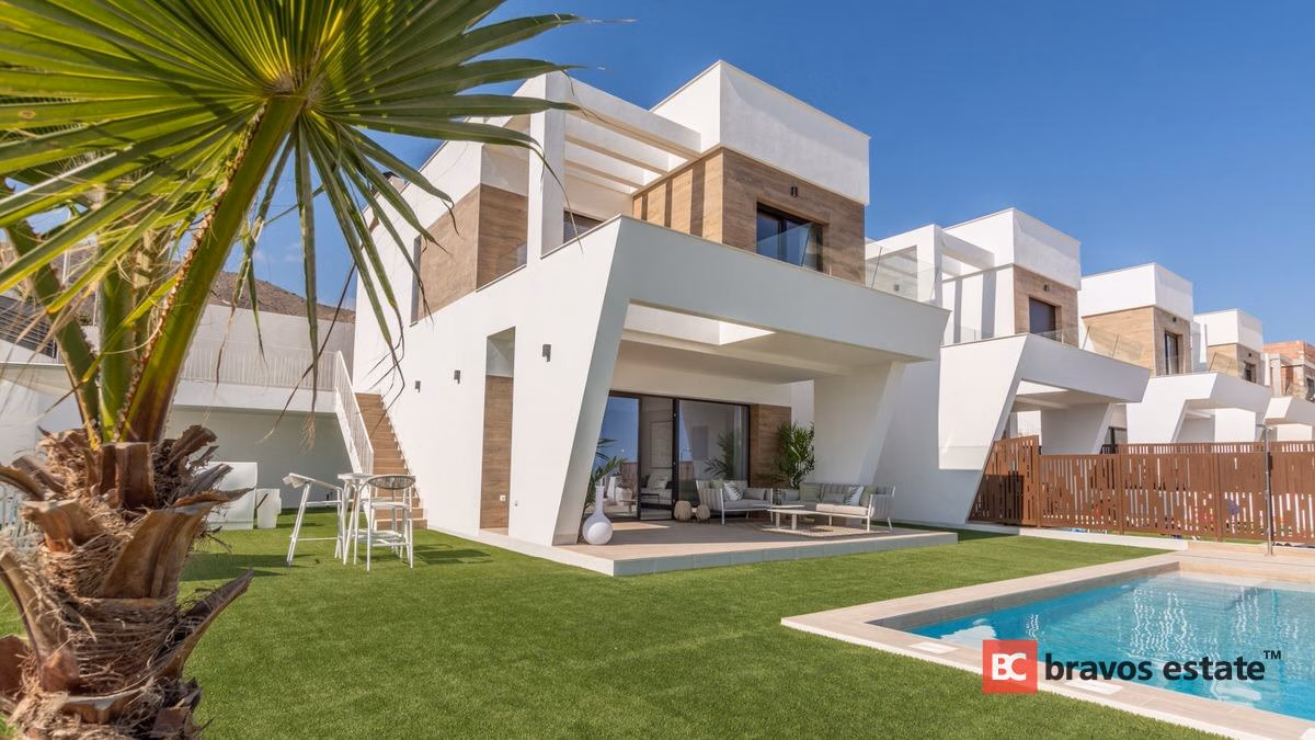 New Build 4-Bedroom Villa in Finestrat - 2