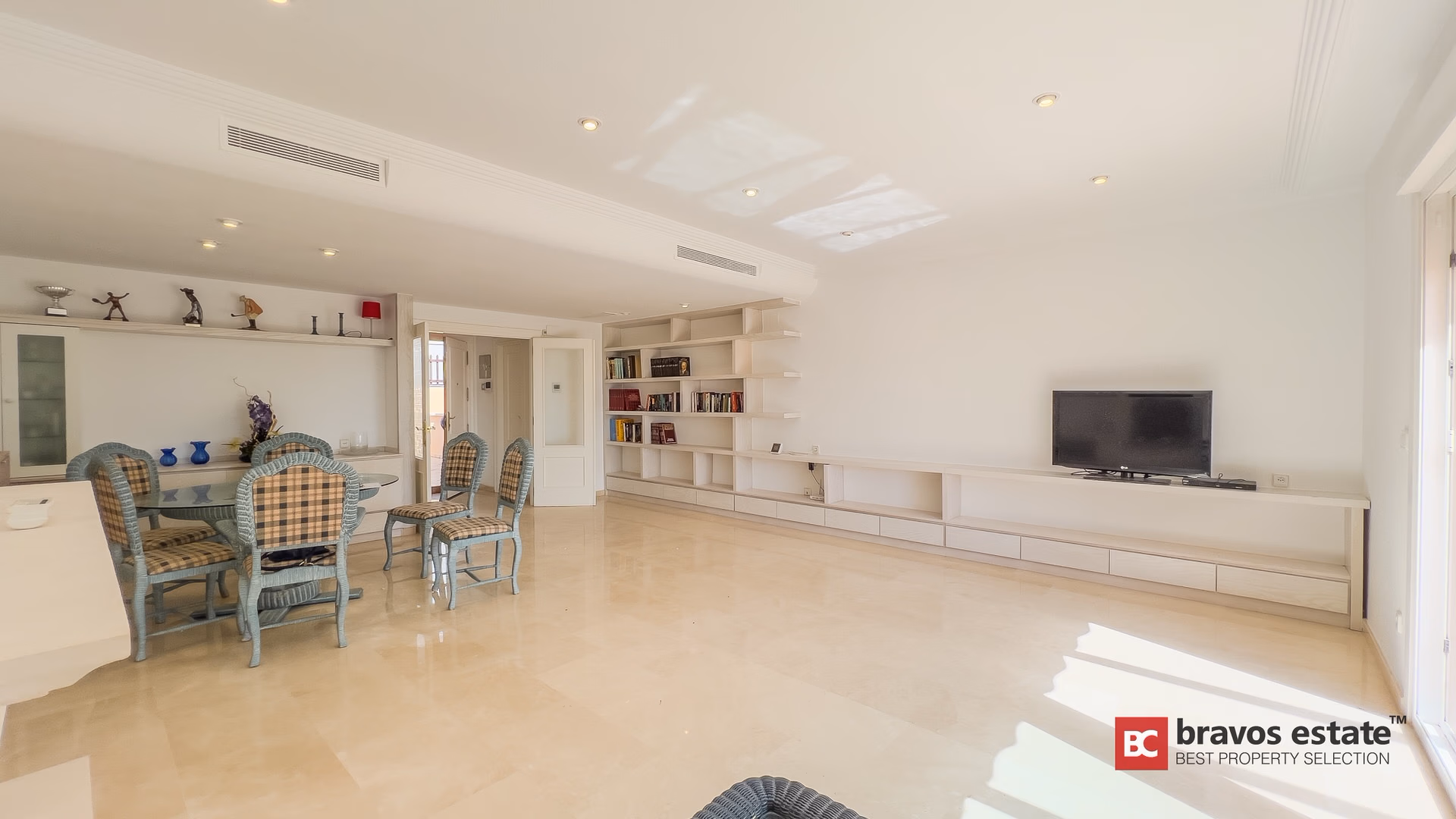 Seafront 4-Bedroom Bungalow in El Campello - 5
