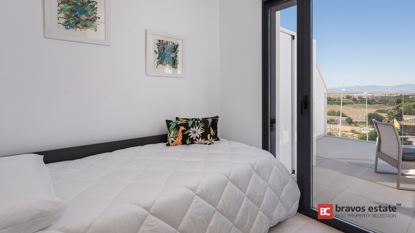 Apartamento de Obra Nueva de 2 Dormitorios en Algorfa - La Finca Golf & Resort - 24