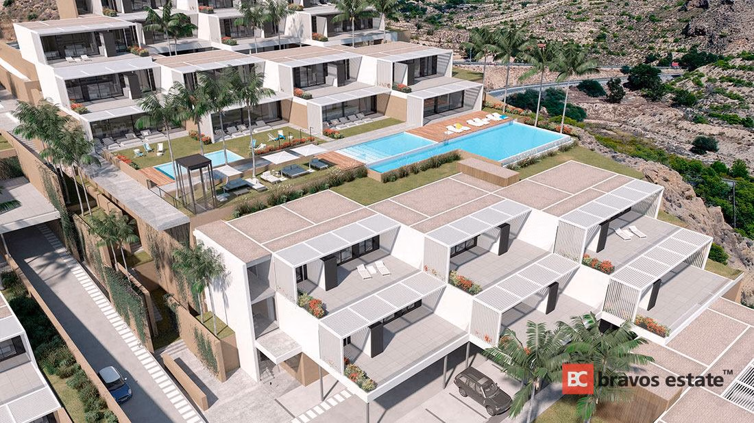 Beachside 2-Bedroom Apartment in Villajoyosa · 185 m² - 10