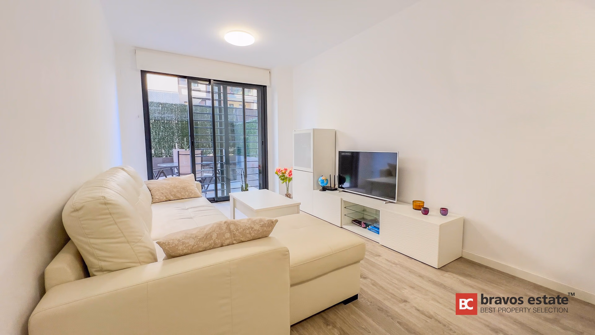Beachside 1-Bedroom Apartment in El Campello · 59 m² - 3