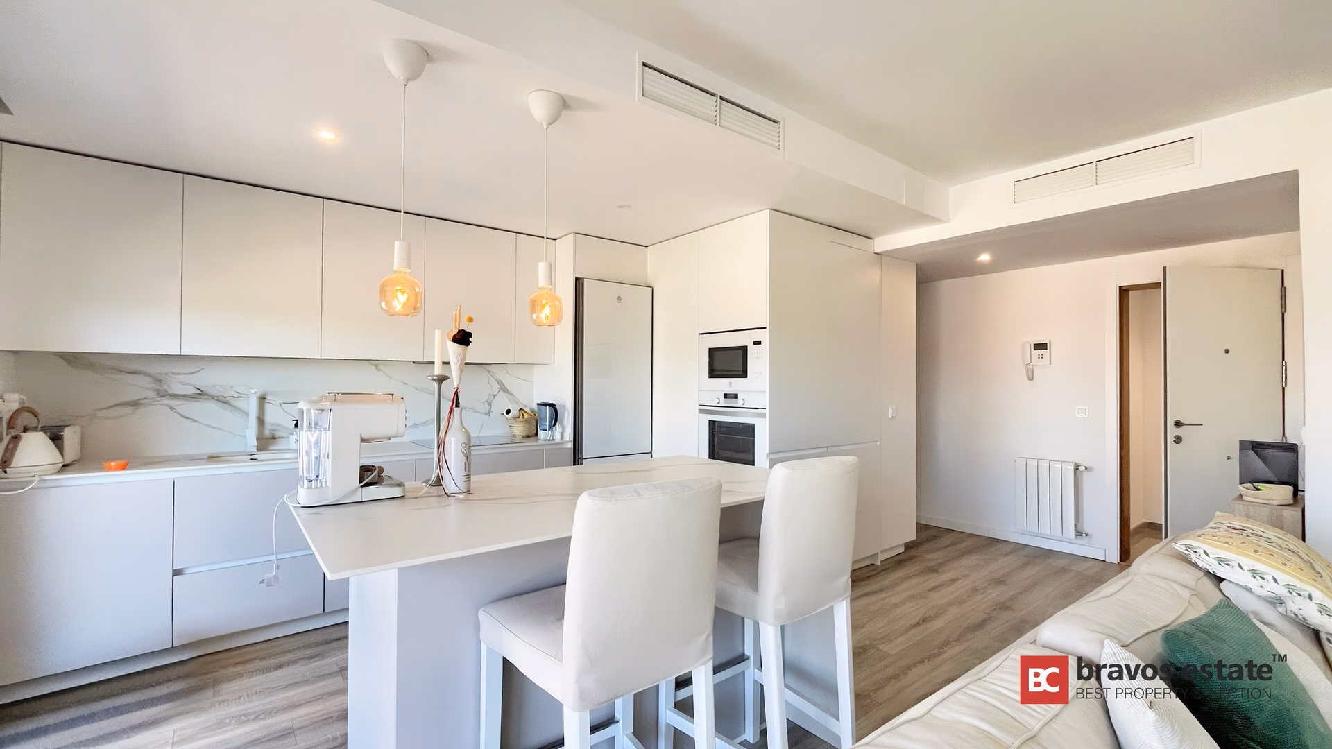 Beachside 2-Bedroom Apartment in El Campello - 3