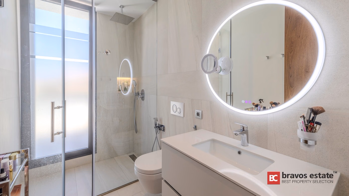 Geräumige Villa mit 4 Schlafzimmern in Finestrat - 8