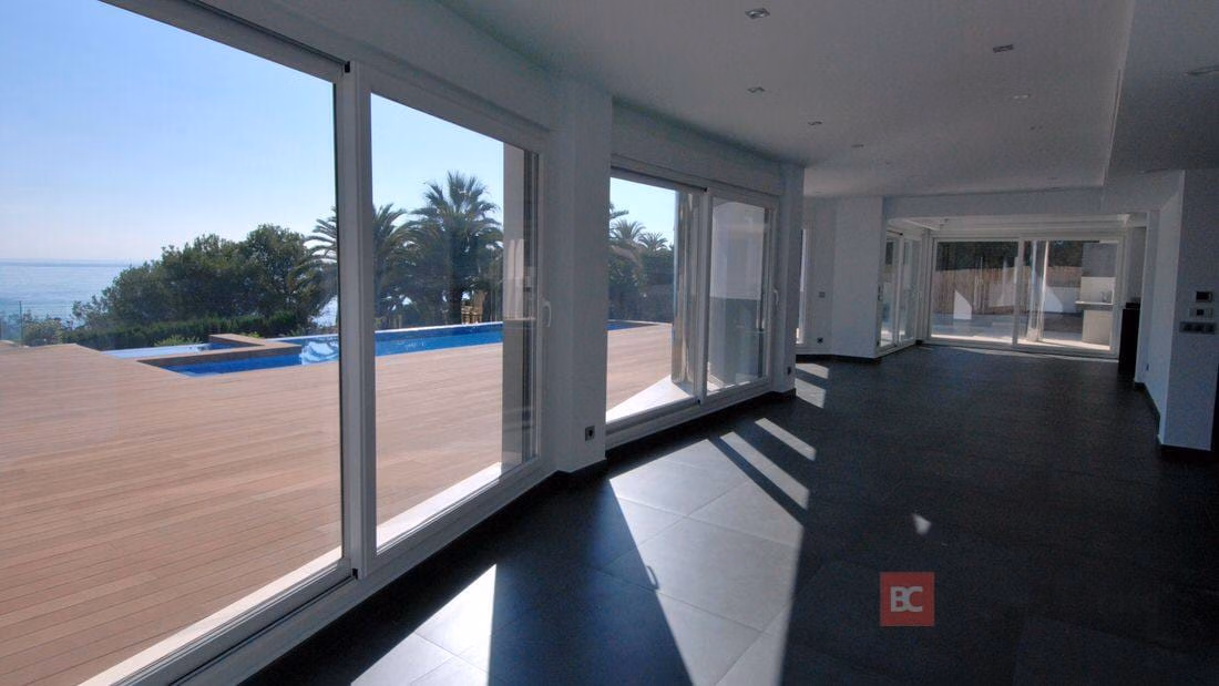 Villa Frente al Mar de 5 Dormitorios en Calpe - 16
