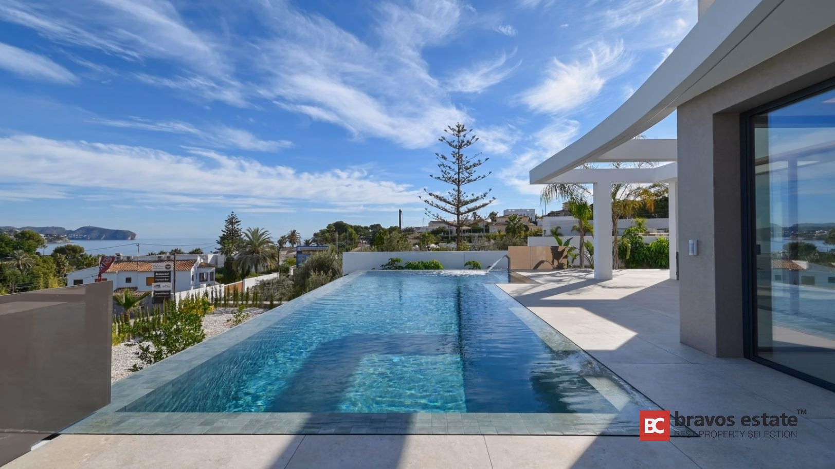Villa Frente al Mar de 4 Dormitorios en Benissa 1