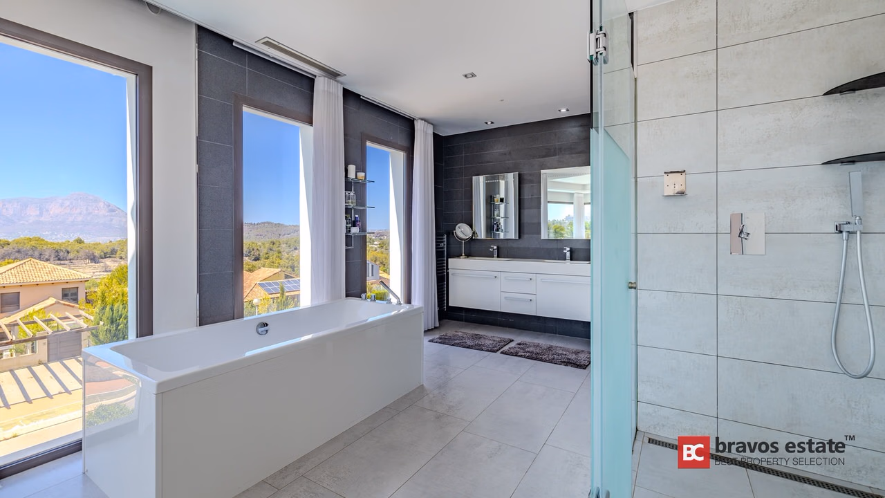 Luxe villa met 5 slaapkamers in Javea - 31