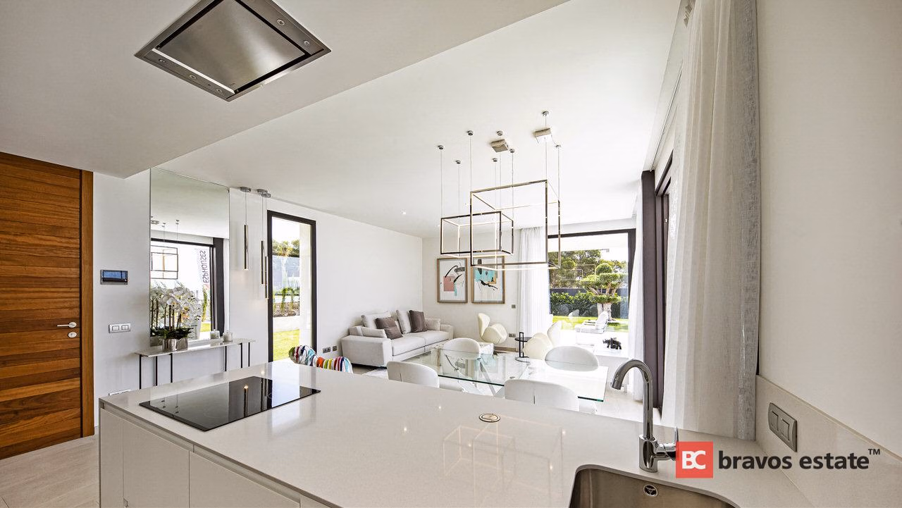 Villa de Obra Nueva de 3 Dormitorios en Finestrat - 5