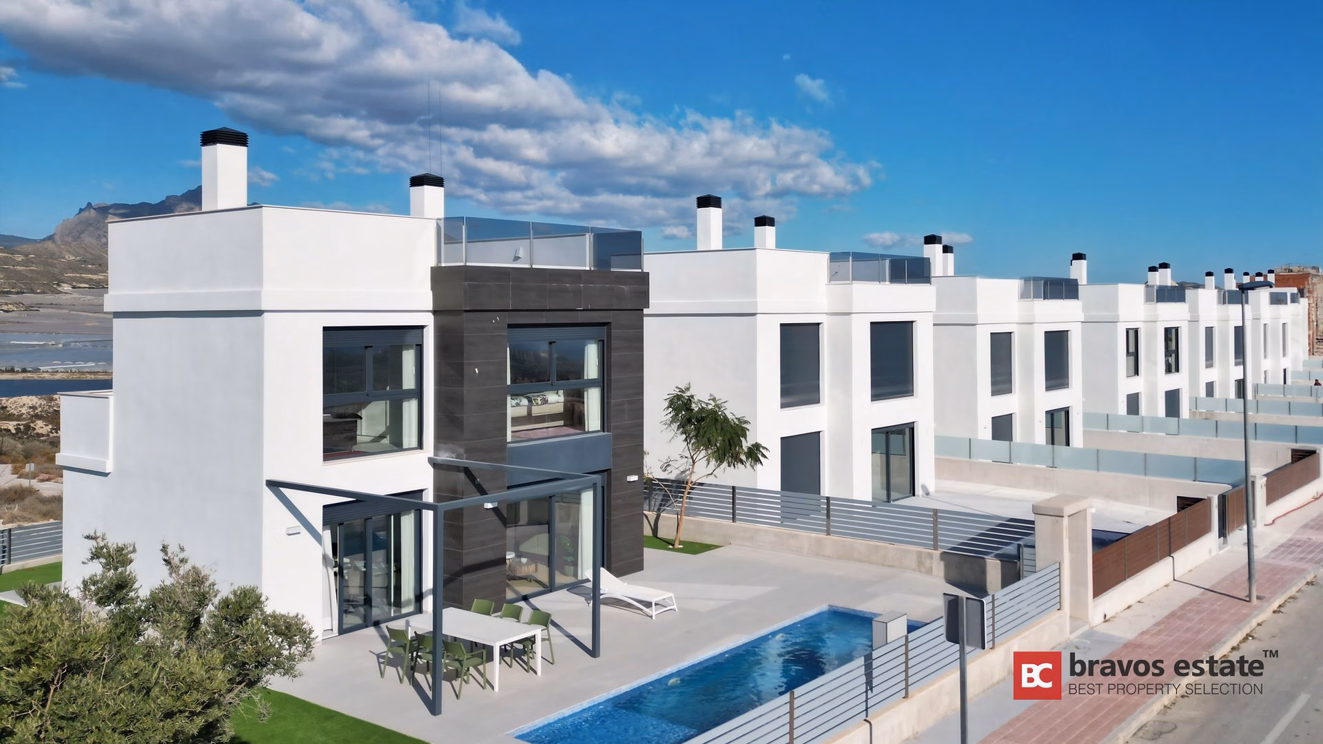 Villa de Obra Nueva de 3 Dormitorios en Bonalba 1