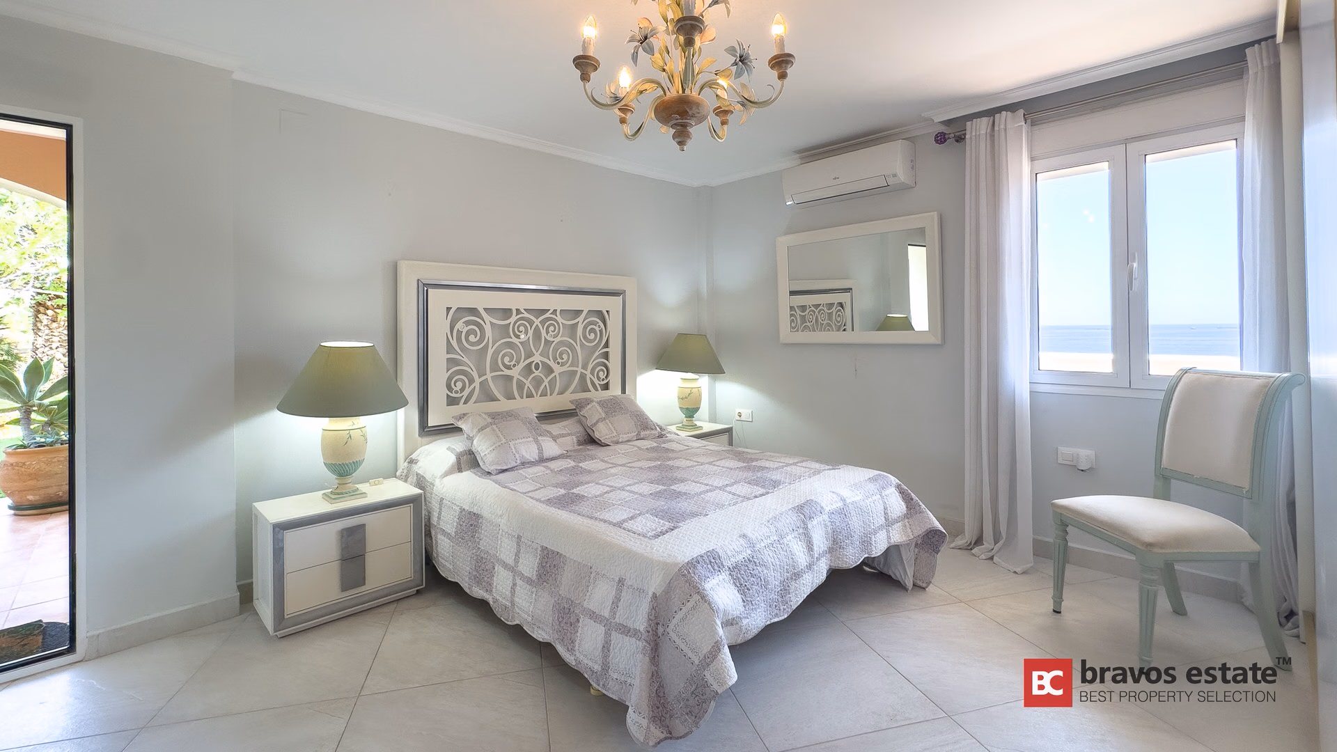 Villa Espaciosa de 5 Dormitorios en El Campello - 20