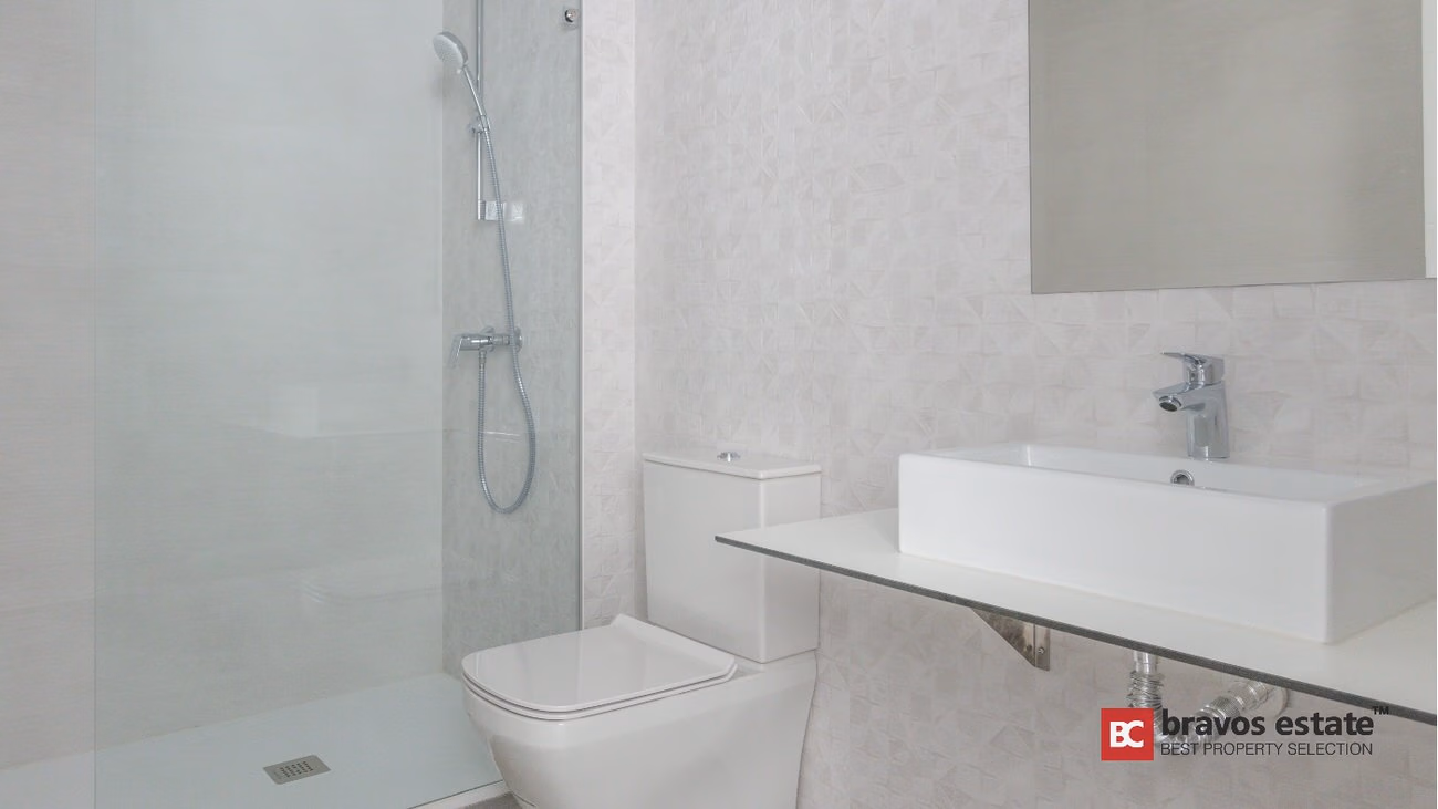 Spacious 3-Bedroom Apartment in Finestrat · 174 m² - 19