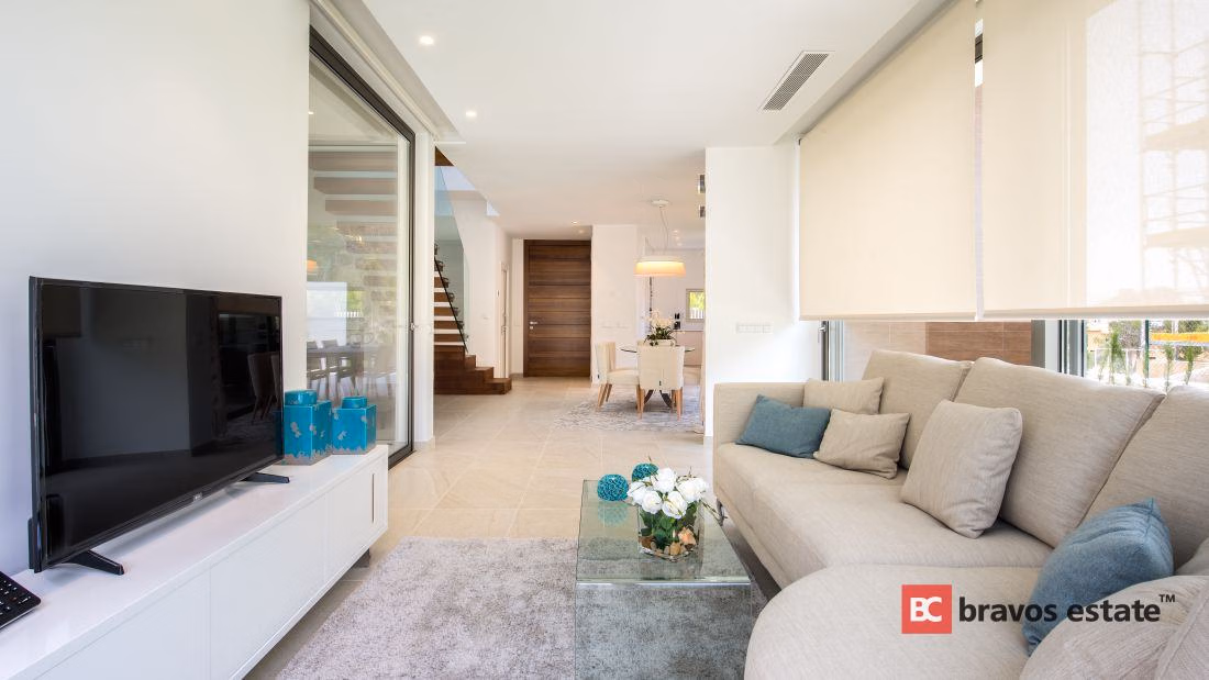 New Build 4-Bedroom Villa in Finestrat · 215 m² - 5