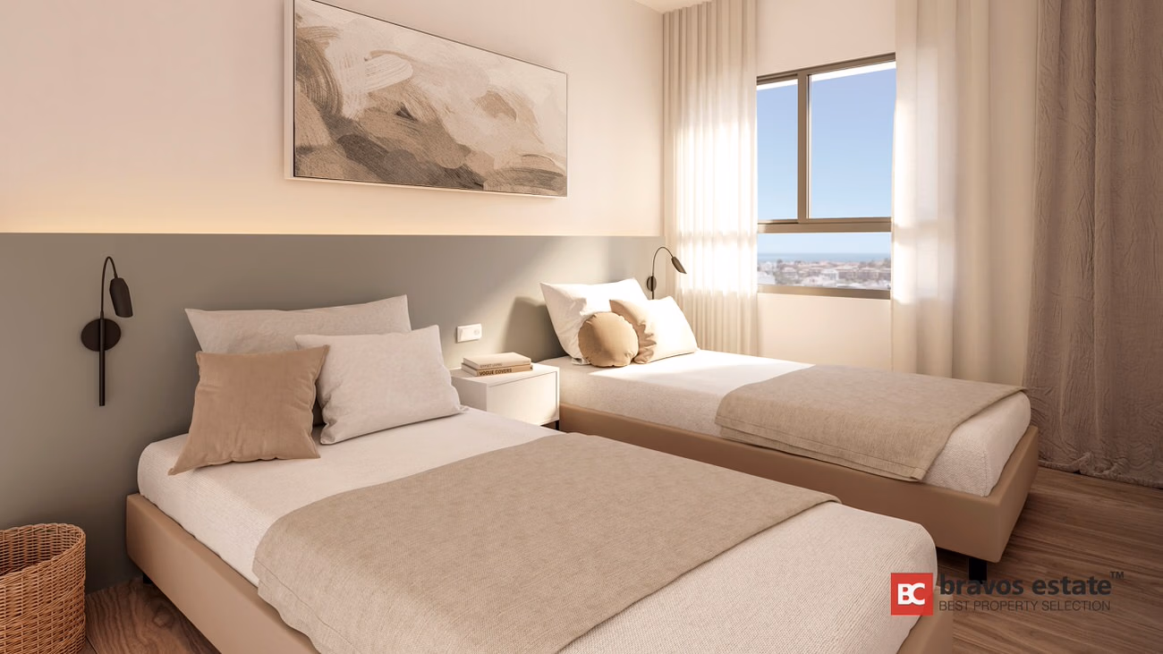 Beachside 2-Bedroom Apartment in Javea - 13
