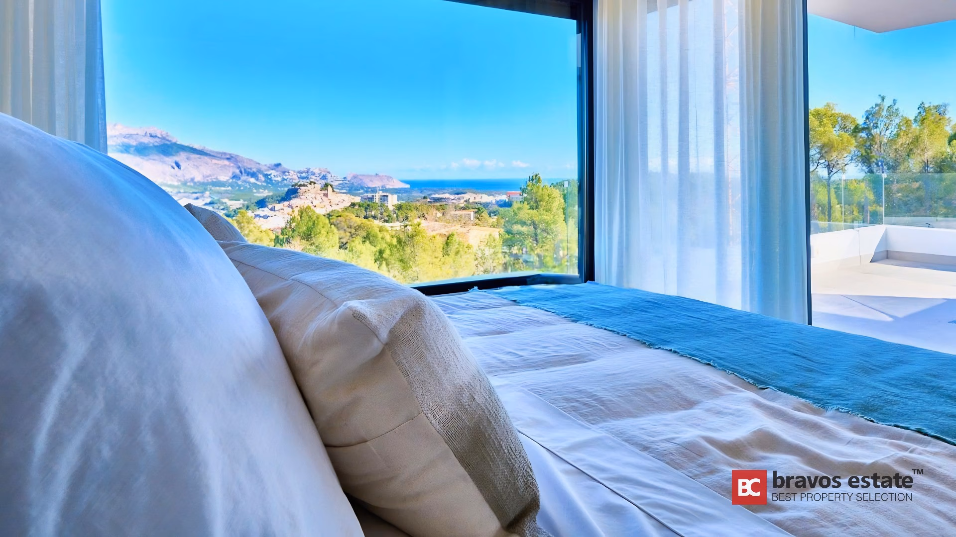 Spacious 3-Bedroom Villa in Polop - 2