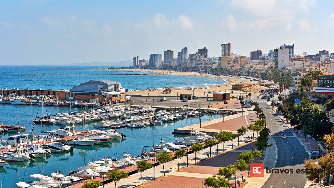 Апартаменты рядом с морем, 3 спальни в Эль Кампельо · 109 m² - 16