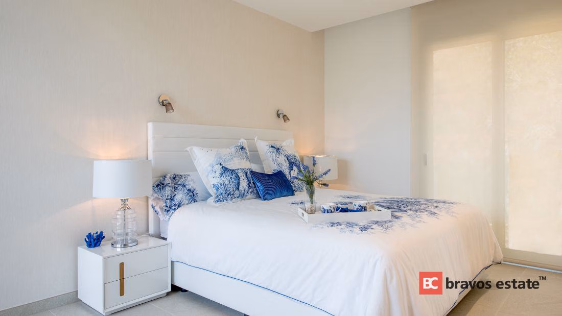 New Build 4-Bedroom Villa in Finestrat · 215 m² - 10