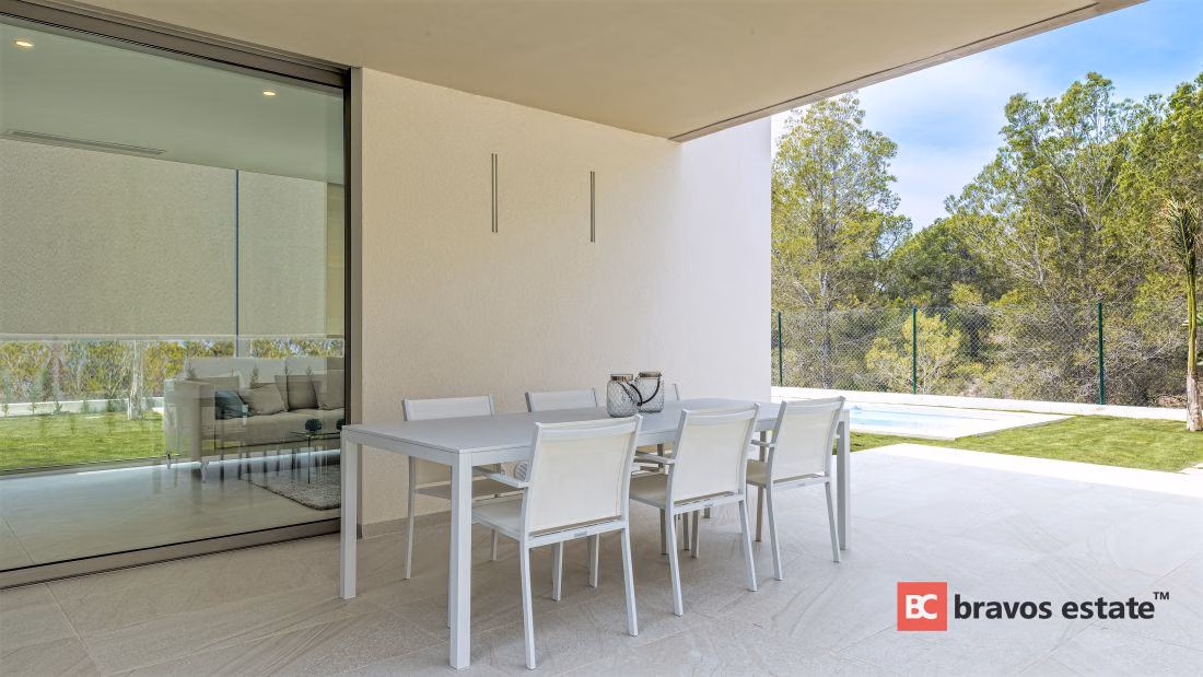 New Build 4-Bedroom Villa in Finestrat · 215 m² - 8