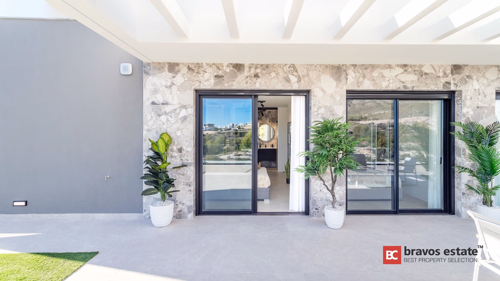 Apartamento Espacioso de 2 Dormitorios en Finestrat - 24