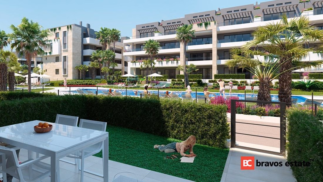 Beachside 3-Bedroom Apartment in La Zenia - 9