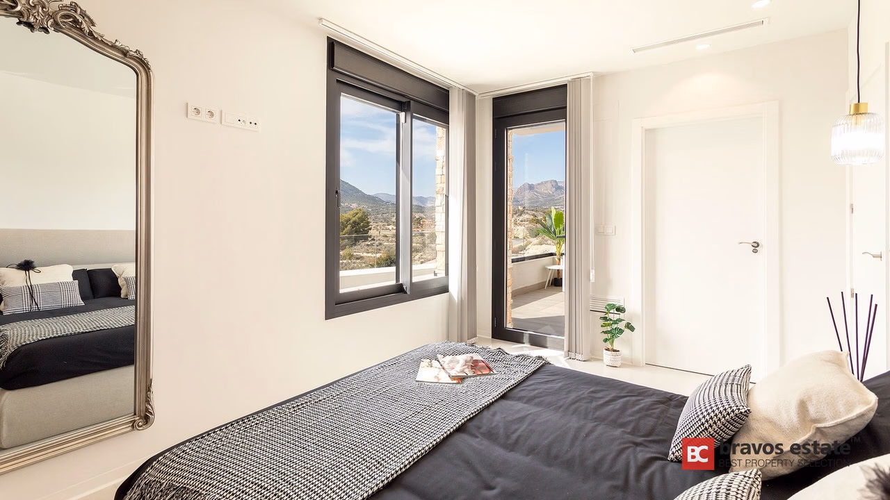 New Build 3-Bedroom Villa in Finestrat - 16
