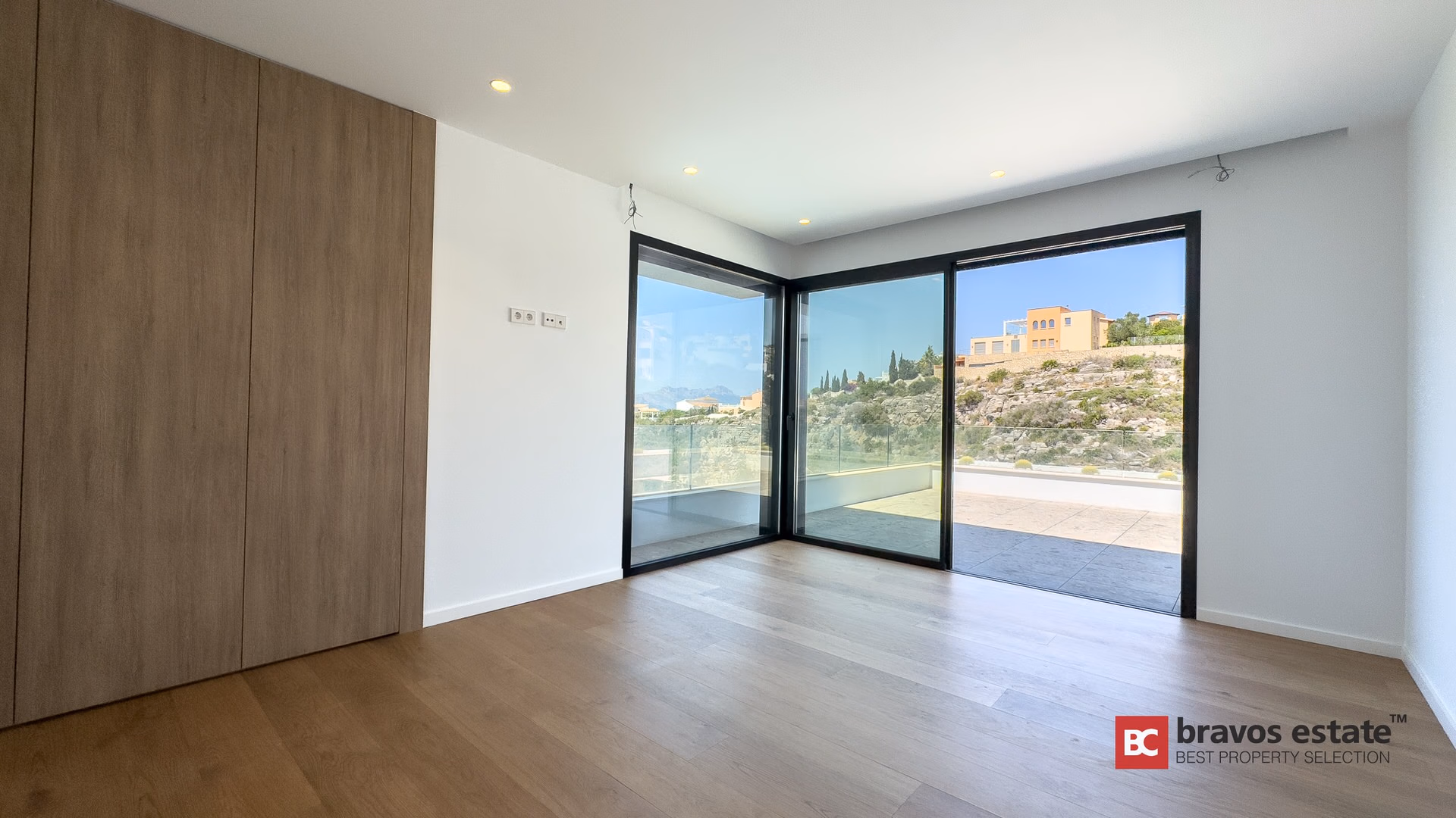 Villa De Lujo de 3 Dormitorios en Cumbre del Sol - 19