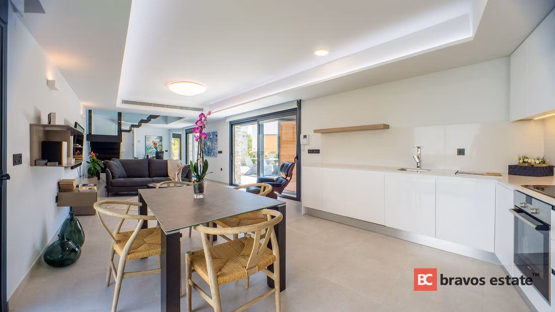 New Build 3-Bedroom Villa in Finestrat - 16