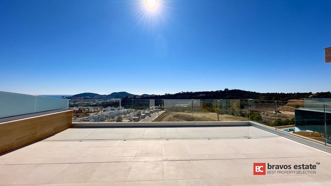 Spacious 3-Bedroom Apartment in Finestrat · 183 m² - 17