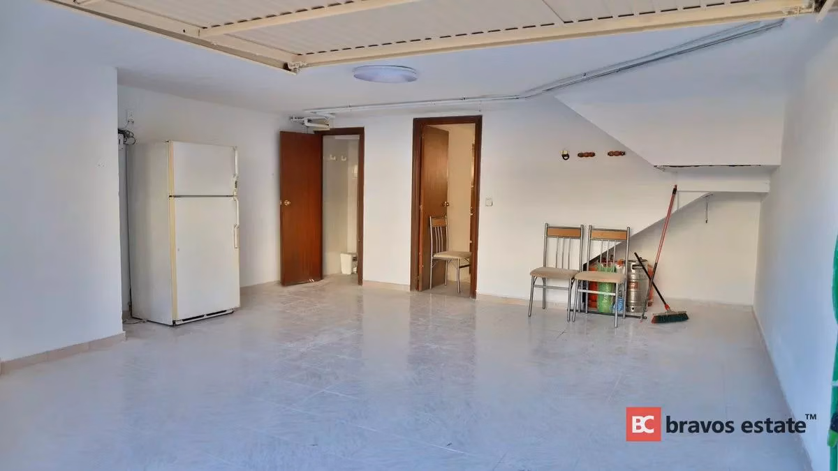 Seafront 6-Bedroom Bungalow in El Campello - 18