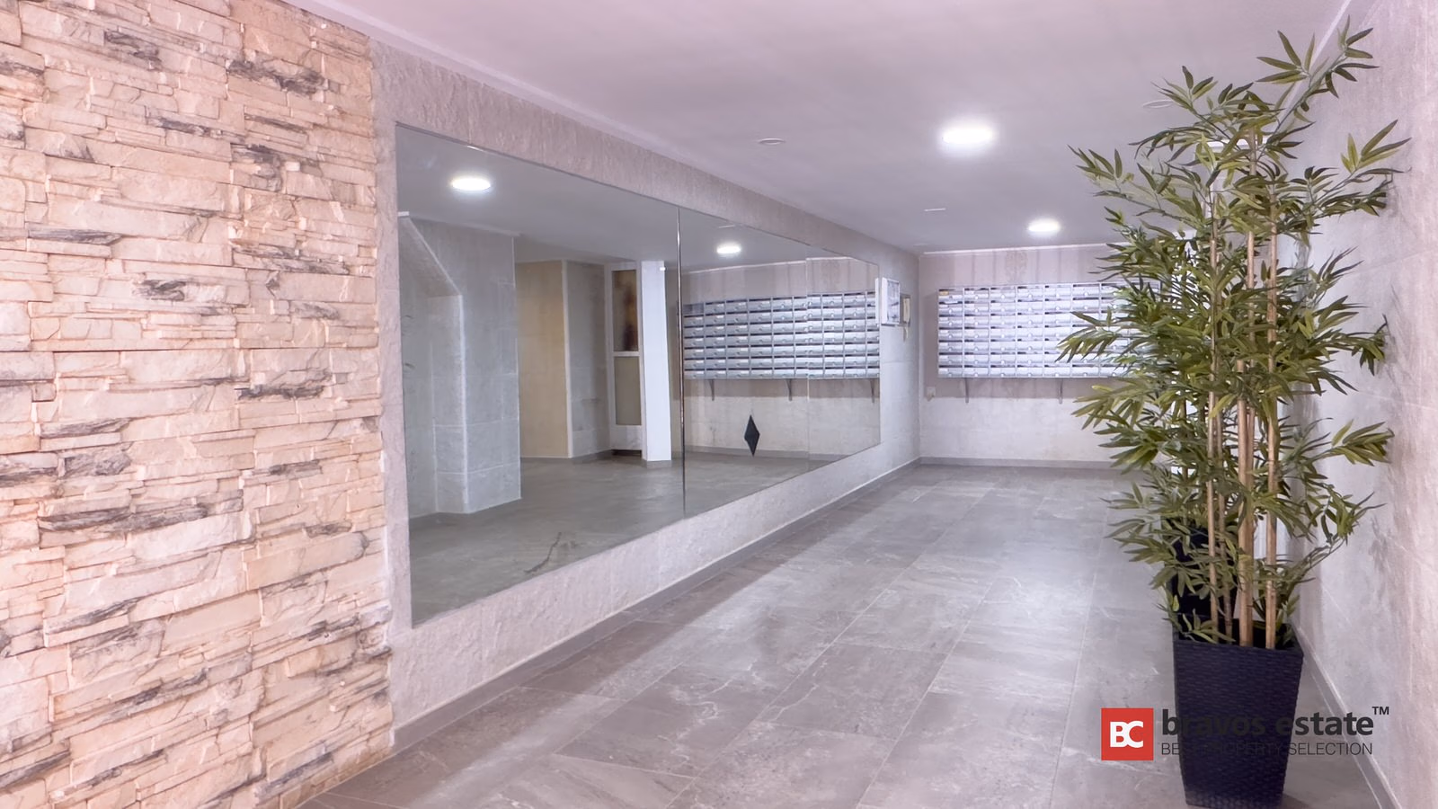 Apartamento Frente al Mar de 4 Dormitorios en El Campello - 17