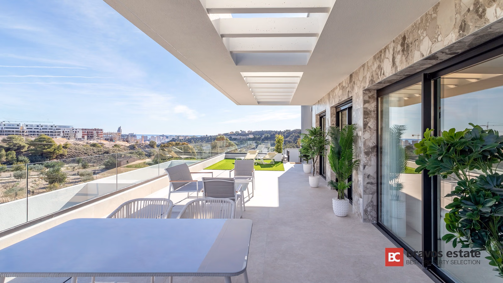 Apartamento Espacioso de 2 Dormitorios en Finestrat - 3