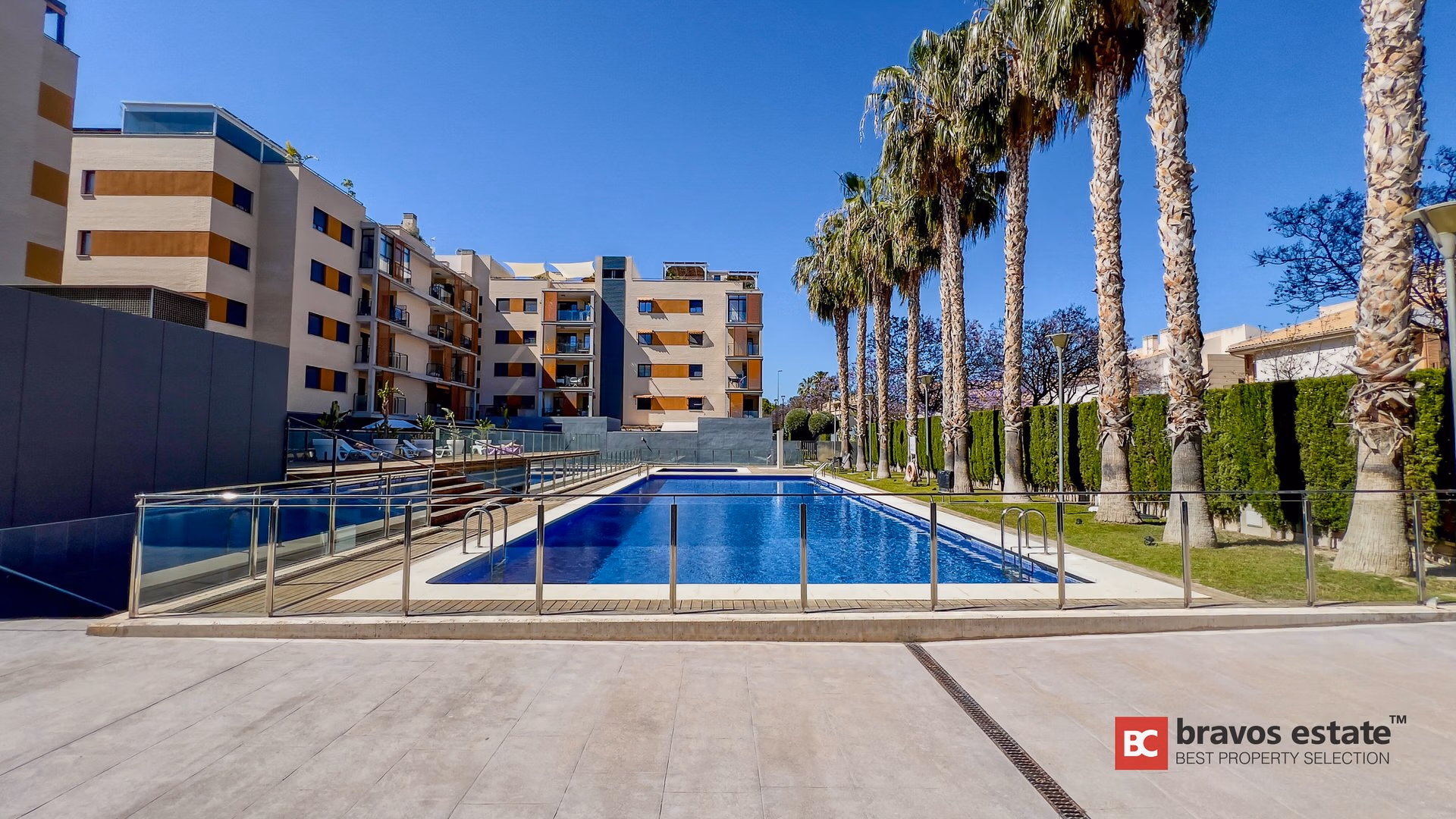Beachside 1-Bedroom Apartment in El Campello · 59 m² - 17