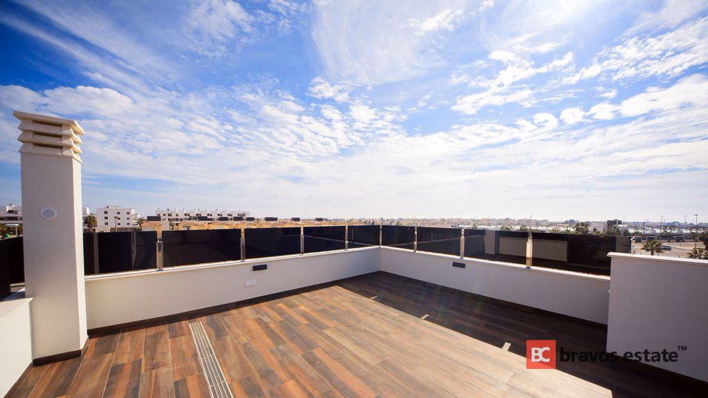 New Build 3-Bedroom Villa in Cabo Roig · 193 m² - 15