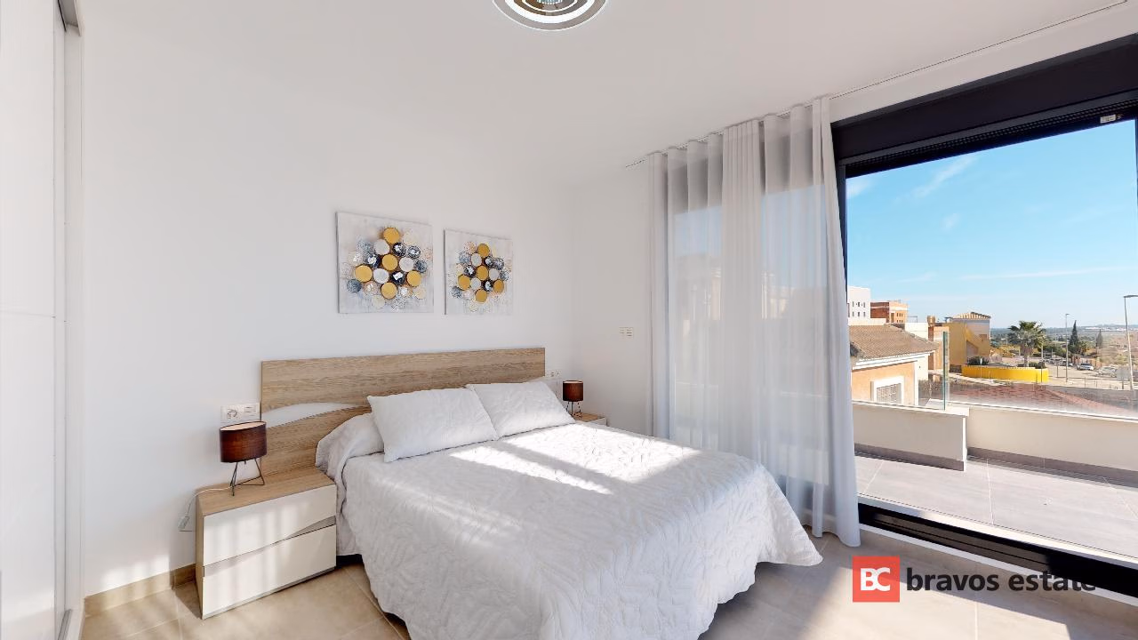 Neubau-Villa mit 3 Schlafzimmern in Torrevieja - 9