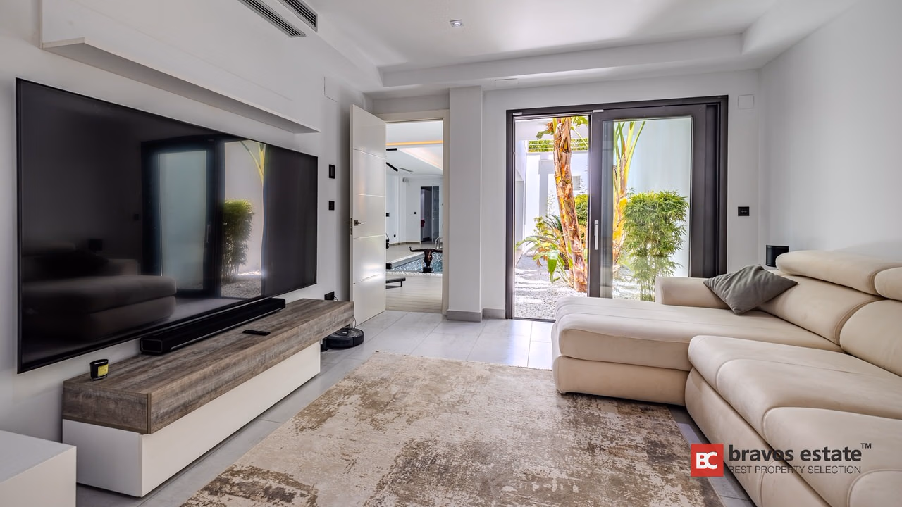 Luxe villa met 5 slaapkamers in Javea - 40