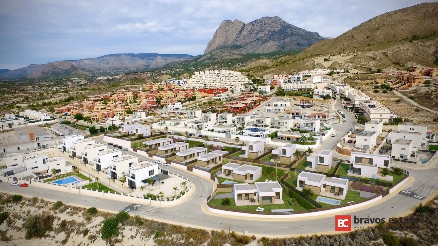 New Build 3-Bedroom Villa in Finestrat - 14