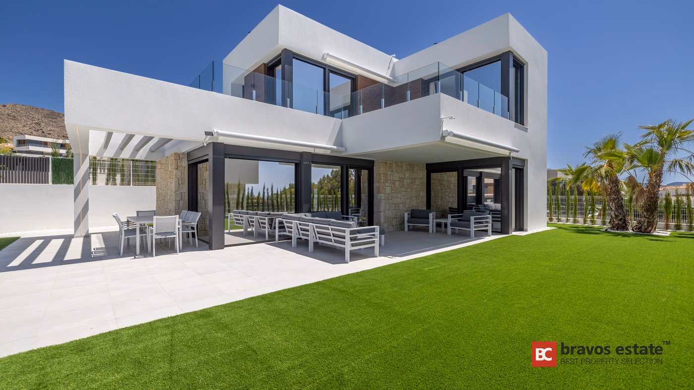 Geräumige Villa mit 4 Schlafzimmern in Finestrat - 15