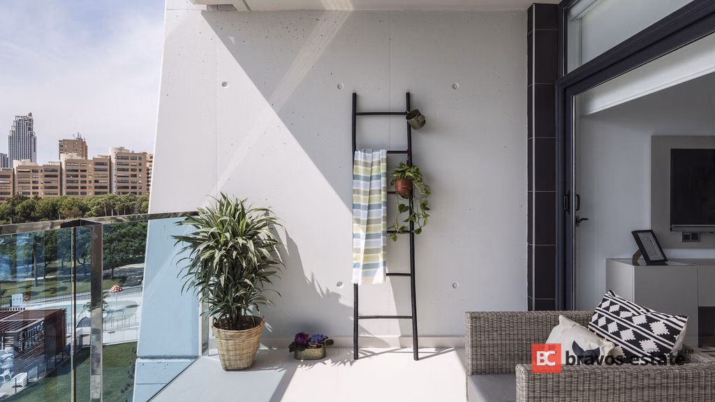 Seafront 2-Bedroom Apartment in Benidorm - 7