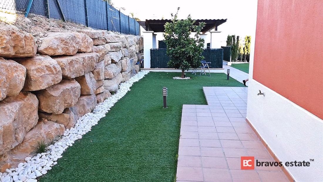 Bright 4-Bedroom Villa in Finestrat - 9